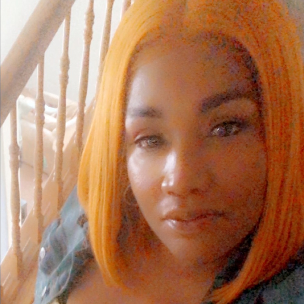 AMBER 12 - Picture 2 of 3